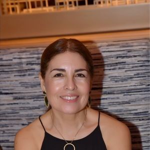 Meet your Posher, Hilda